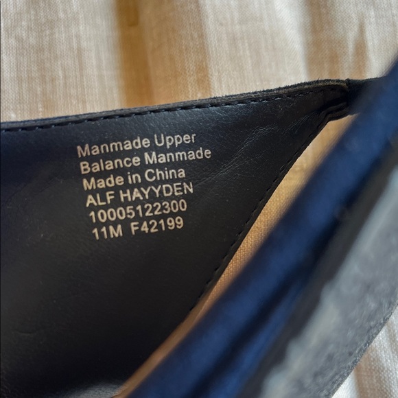 Alfani  Sandals 11 navy thong - Picture 9 of 9